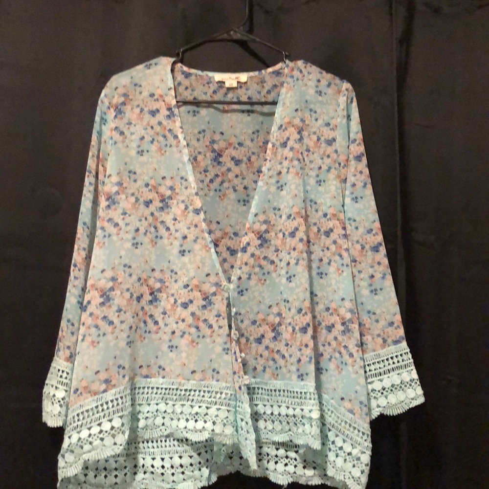 Floral Simply Noelle Kimono